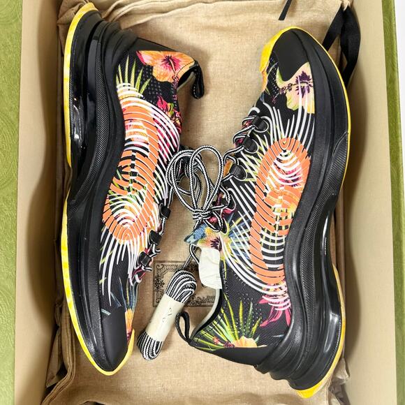 Gucci Technical Knit Floral Run Sneaker - Men’s 10 - Picture 2 of 8